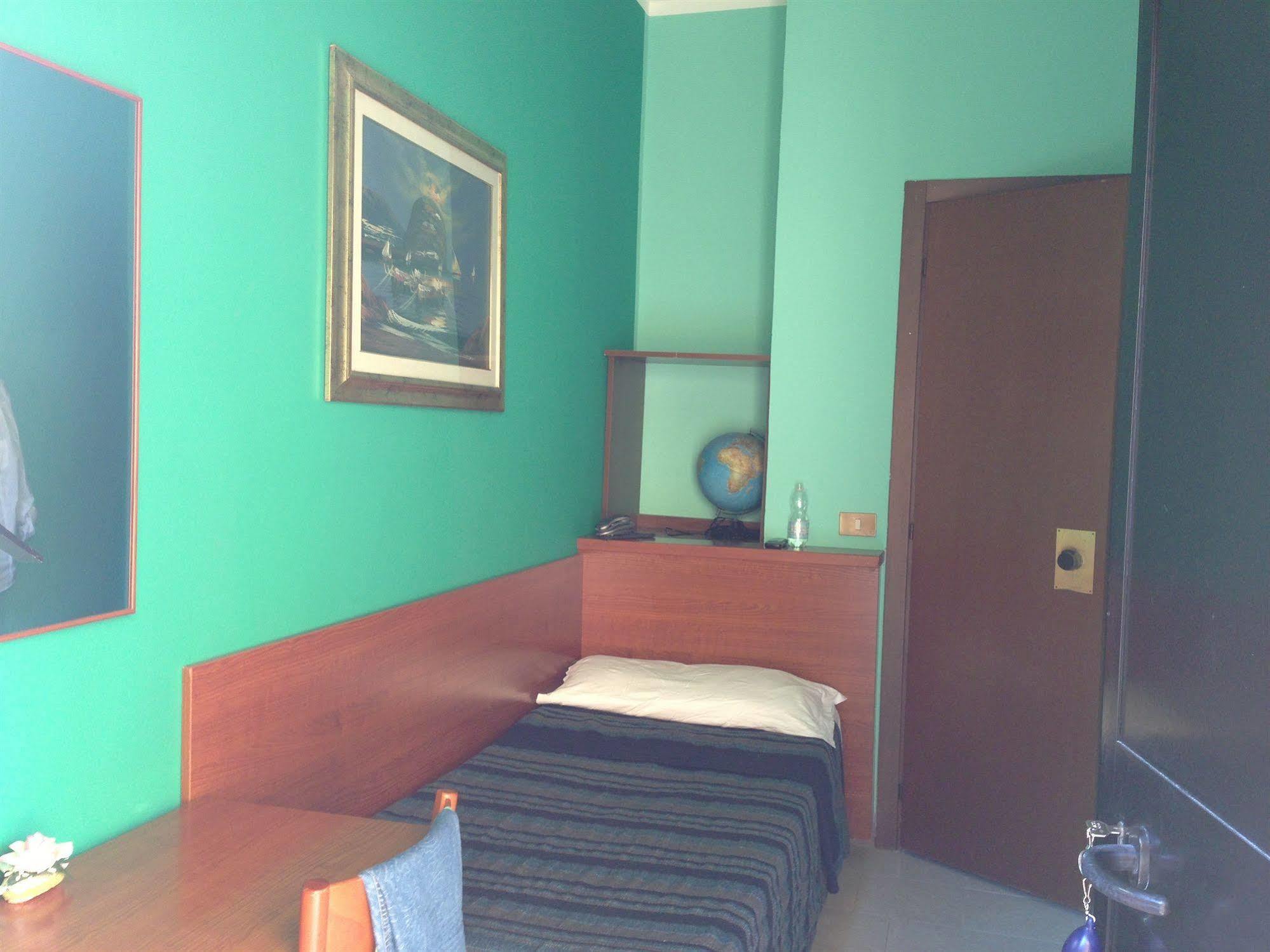 Hotel Bonola Milan Exterior photo